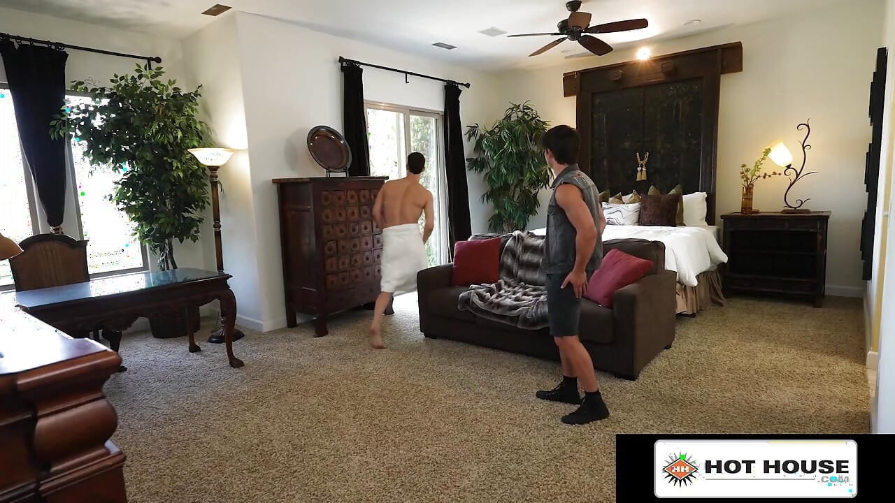 HOT HOUSE - Eddie Patrick Naughty Reveal & Raw Pound with Seth