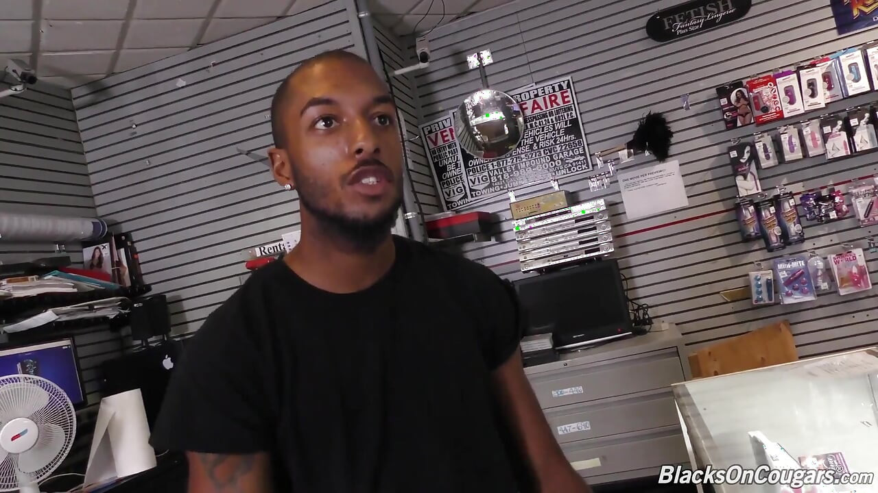 Pierwszy gangbang analny Aleny Croft