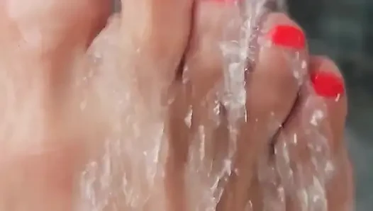 Delicious Toe Tease