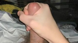 Masturbation masculine en solo + éjaculation