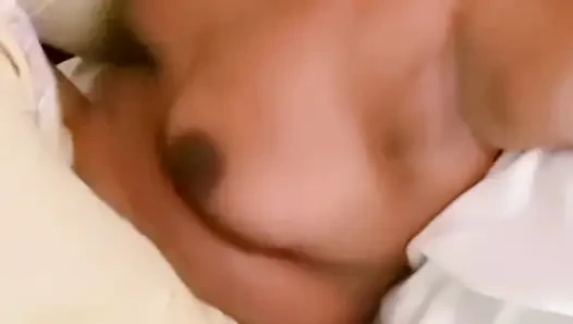 Desi tamilische bBW-ehefrau maya hotel betrügt missionars-creampie mit teamleiter! Indianhotwifex
