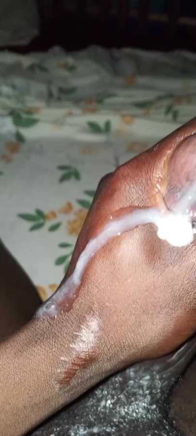 First look at this hot cum  from ugandahot