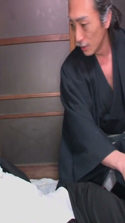 Grossbusiges Asiatisches Girl Fordert Einen Creampie Morgens | Clip 1
