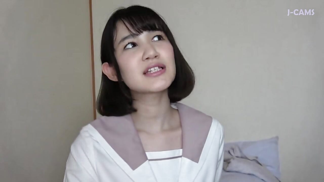 Cewek cantik ini terlarang sama pria yang nggak bisa dia tolak. Bab-1