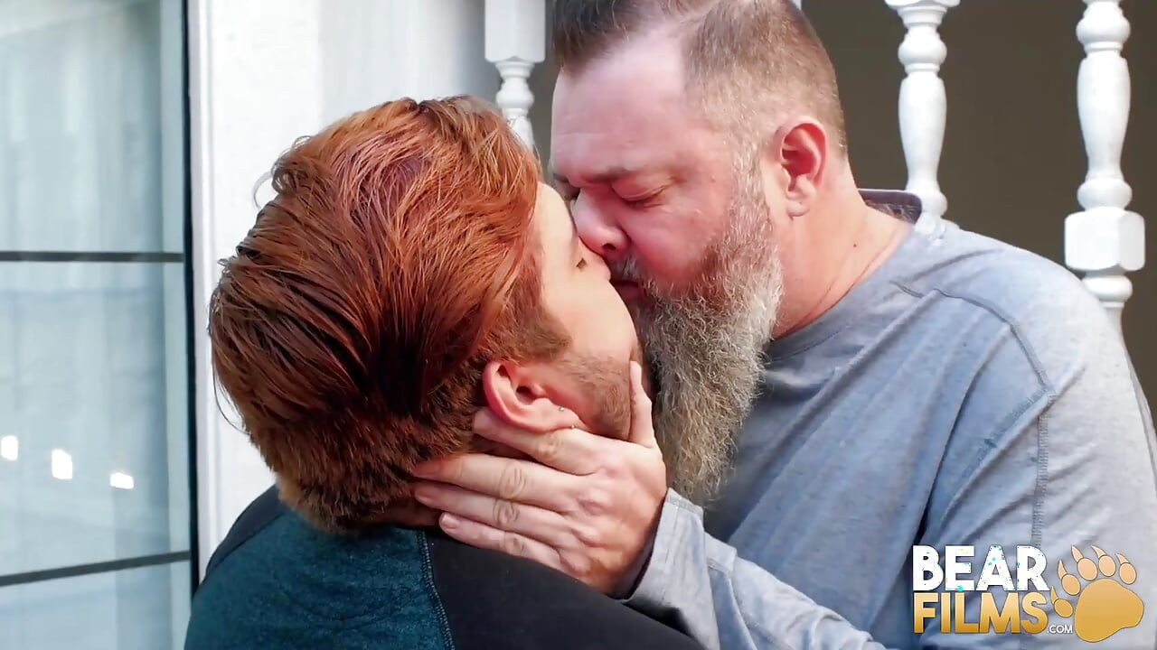 Bearfilms Chubby Alezgi Cage Blows Obese Tony Marks Dick