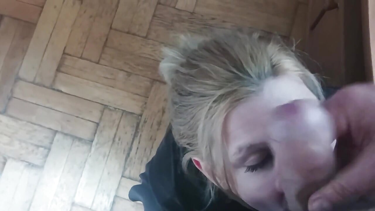 Homemade Amateur MILF Blowjob and Deep Throat Compilation with Cumshot