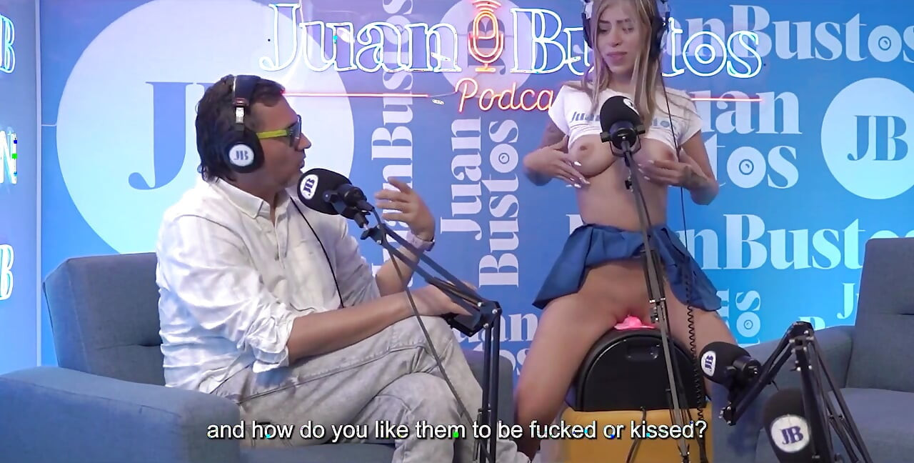 Better Than Her Toys! Mollysmith Squirts All Over the Sybian Machine on Juan Bustos Podcast