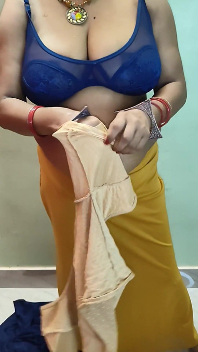 Indian chubby bbw wife saree show and dirty talking | Clip 1