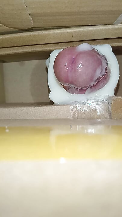 Cum inside homemade silicone pussy 3