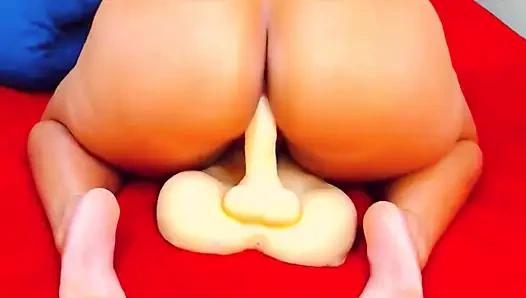 Aku pengen dudukin kontolmu kayak gini