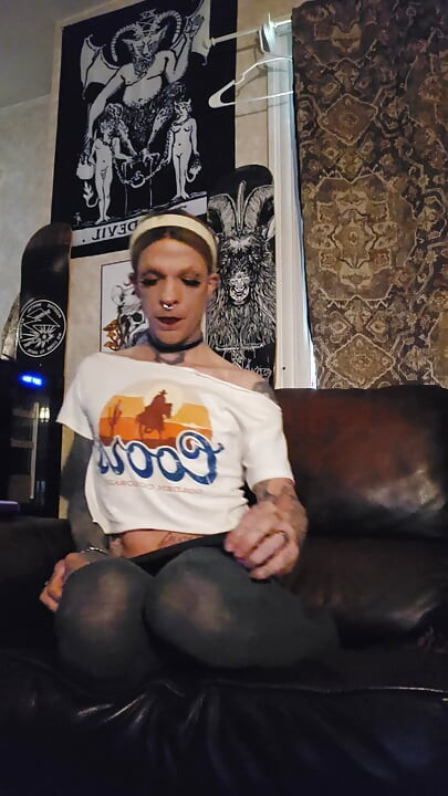 Goon addict