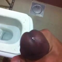 Me horny as Fuck !!