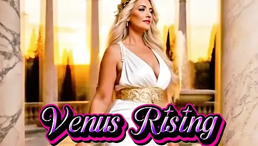 Seksi iri güzel lezbiyen ateşli seks yapıyor