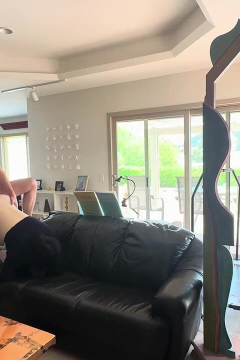 Chinese Stud Yummy Jimmy Fucks Stripper Slutty Kitty in the Living Room