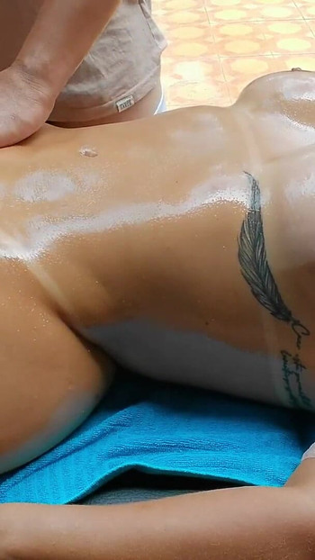 Epic moment from "my Latina neighbor in massage session"