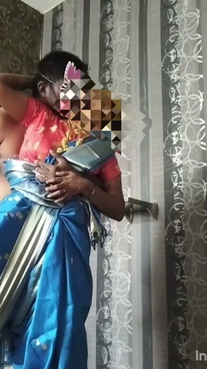 Tamil lady boss with labour 1 | Clip 1