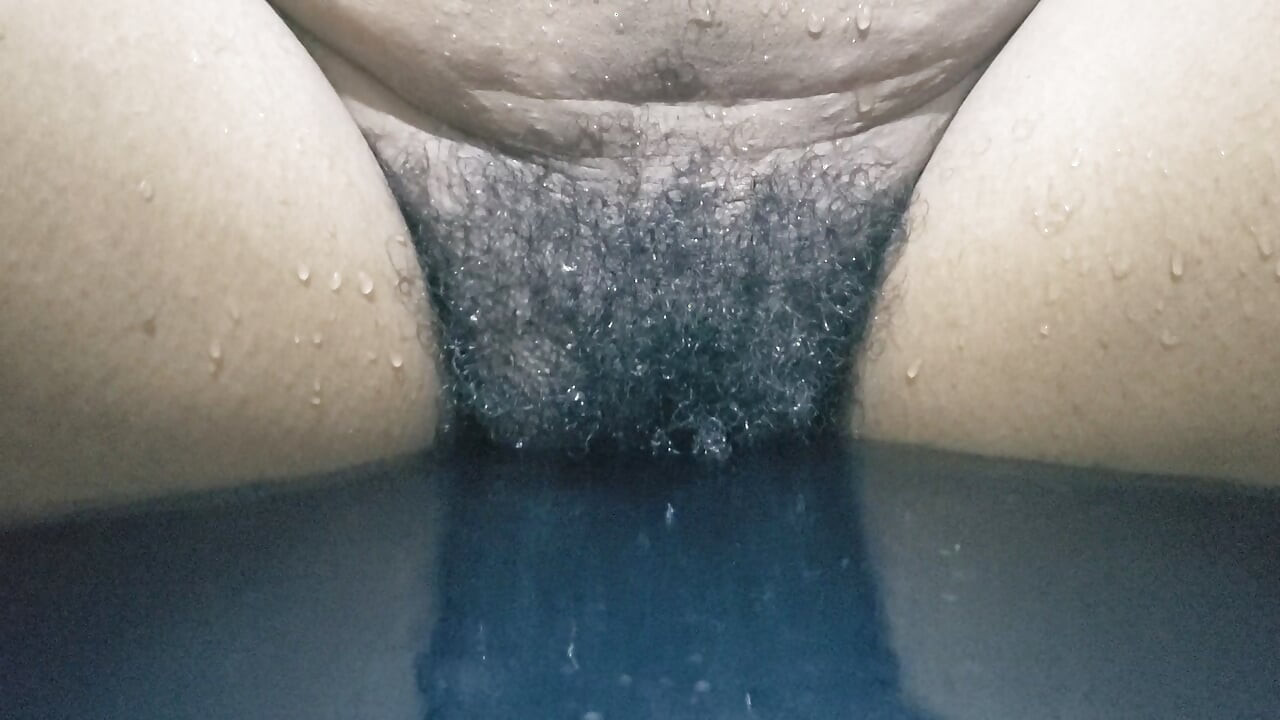 Hot Wife Big Pussy Close up in Ocean Waves, Standing Up Homemade Sex Carrying