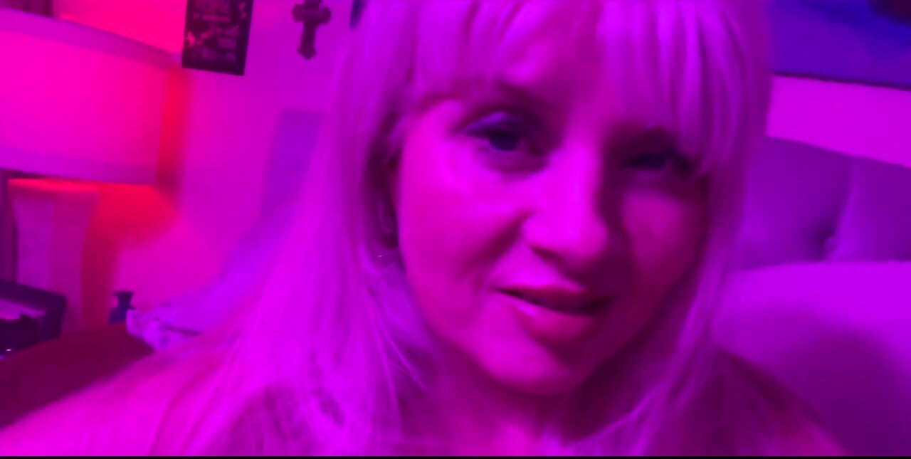 Milfy Masturbation