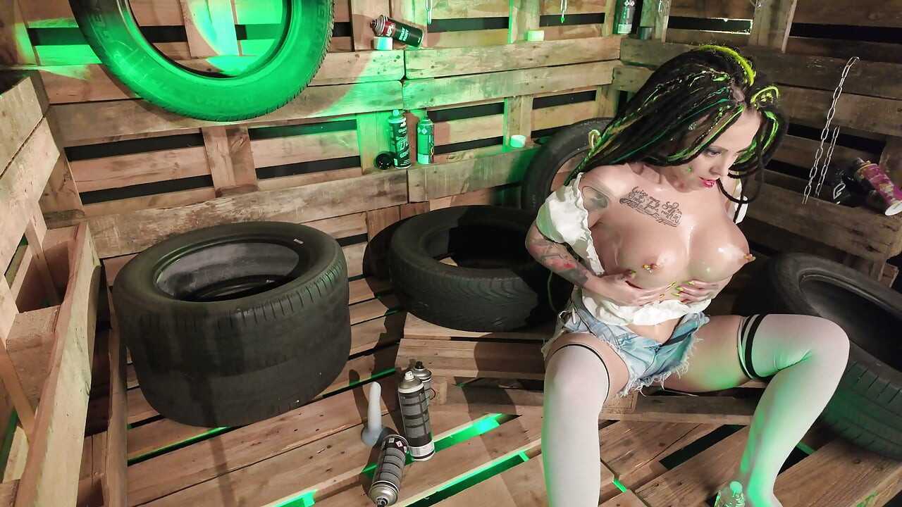 Oil tease on my big ass and tits