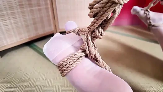 Xr22-the Girl Was Tied to a Pillar and Disciplined.