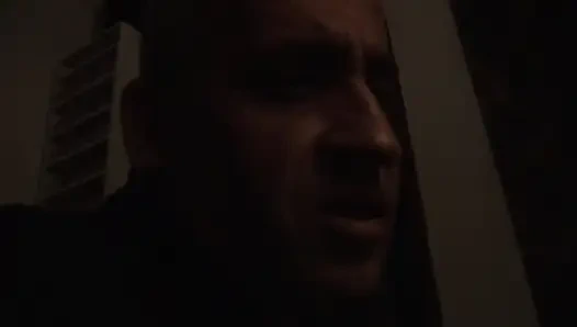 Babi tua menyentuh putri tirinya