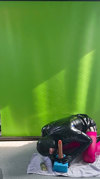 Spit & Piss Injection via Dildo Deepthroat in Fetish Gear