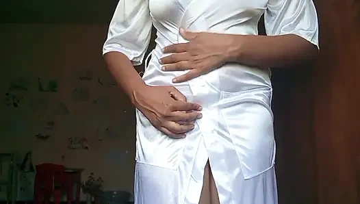 Sri Lankan Teacher Anne in Solo in Her Room