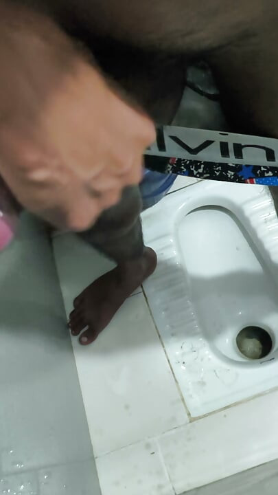 20 Min Continues Hand job but still didn't get ejaculate