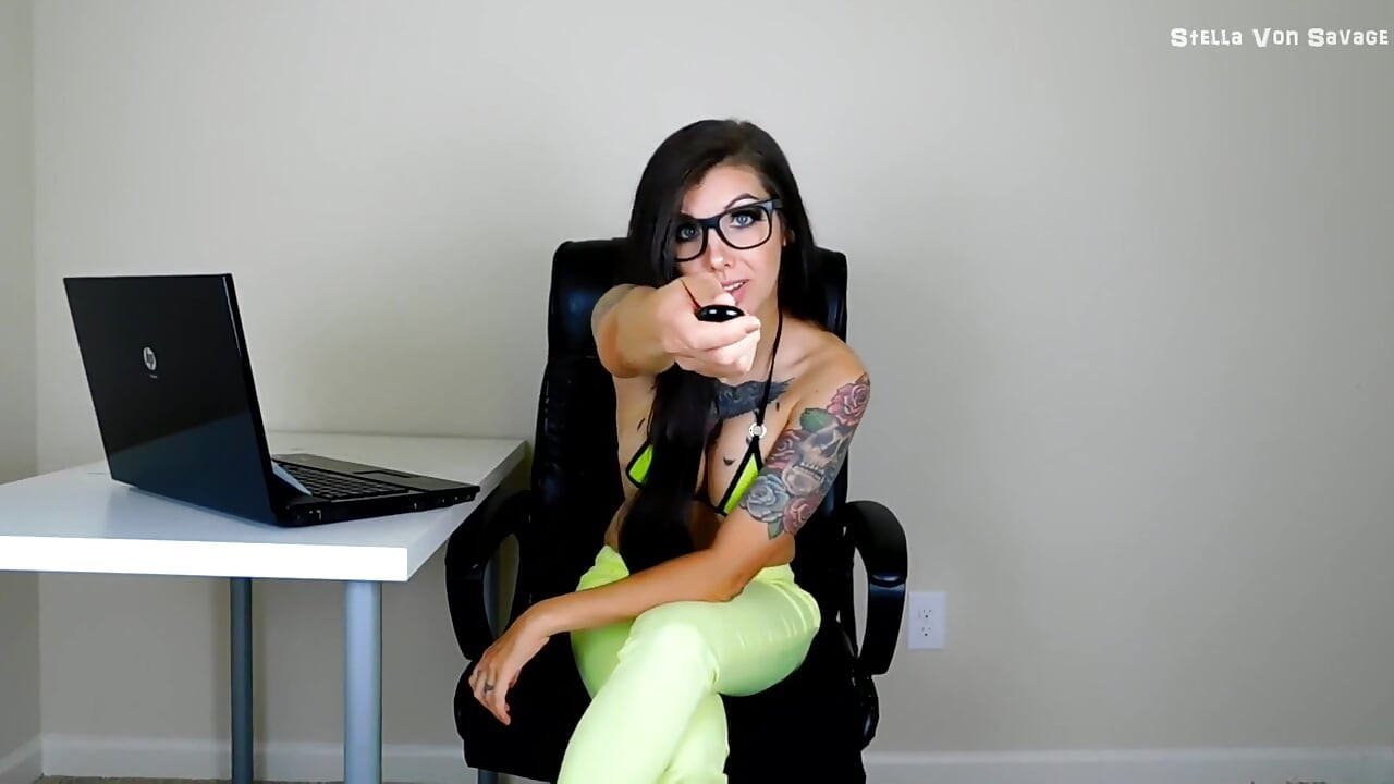 Desincronagem e findom da domme
