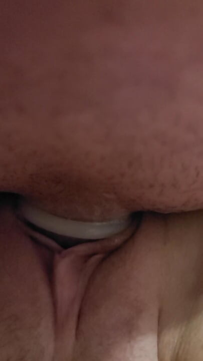 She gets a nice creampie after Cumming on his dick