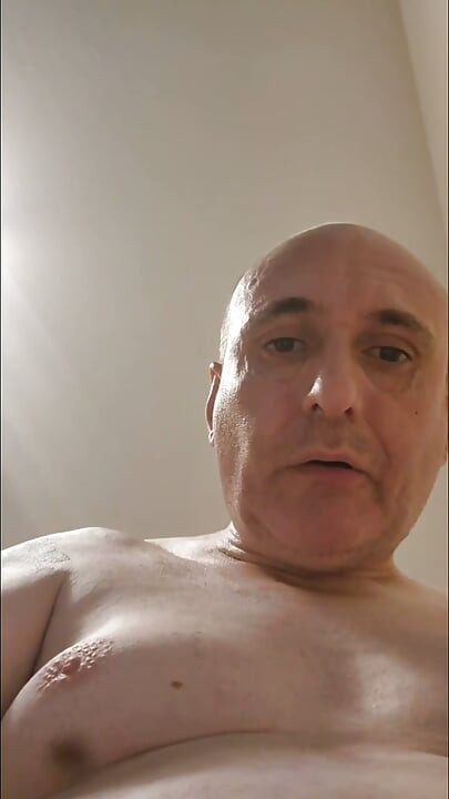 Eu fodo-me com um dildo