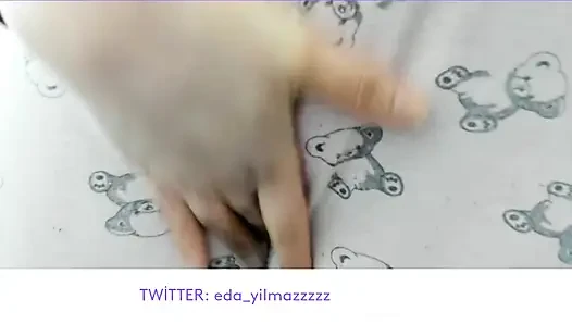 MASTURBATE WITH PAJAMAS- RUBBING PUSSY WITH PAJAMAS- CAMELTOE