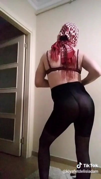 Turkish crossdresser