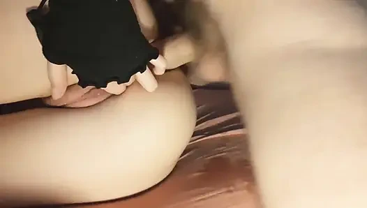 Мой Парень Засовывает Свой Большой Член Мне В Задницу И Брызгает На Него Спермой