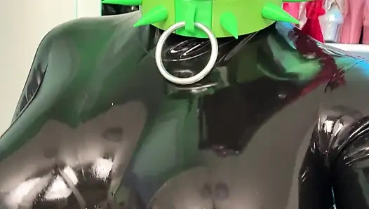 Hari biasa dalam lateks