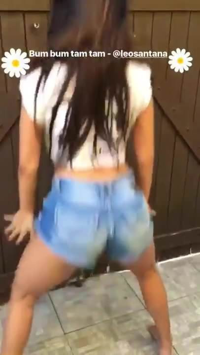 Taina Costa!