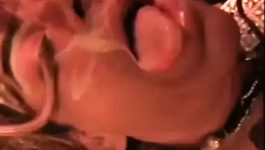 EVA RETARD   Double Anal , Fisting & Condom Drinking