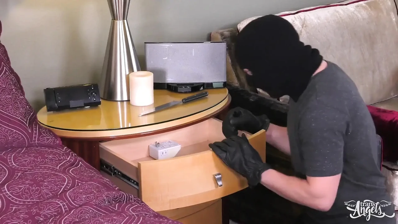 Transangels – Charged with Panty Theft – Eli Hunter, Jesse Flores