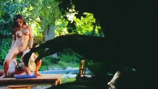 Peregangan anal sumpit lesbian - lubang menganga basah menetes