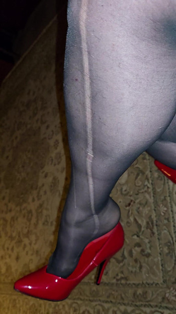Louise Nylontease Nylon Stocking Foot Fetish Tease Crossdresser