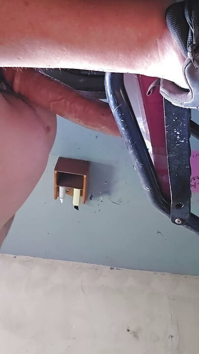 一些独处的肛交乐趣