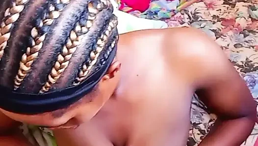 Мой муж возвращает деньги, чтобы дать мне секс