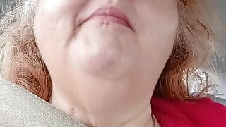 Parler et profiter de ma gâterie de la carte-cadeau Starbucks qui m’a été offerte