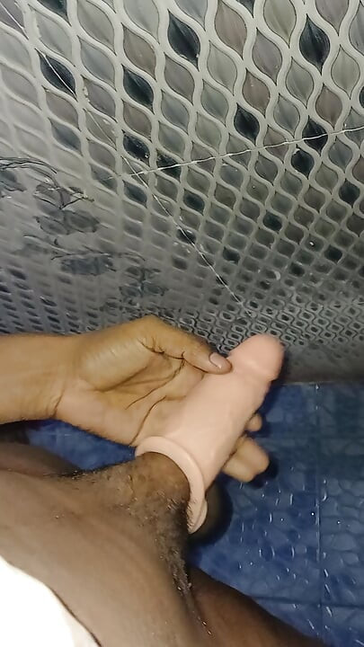 Hot panes condom jarking video