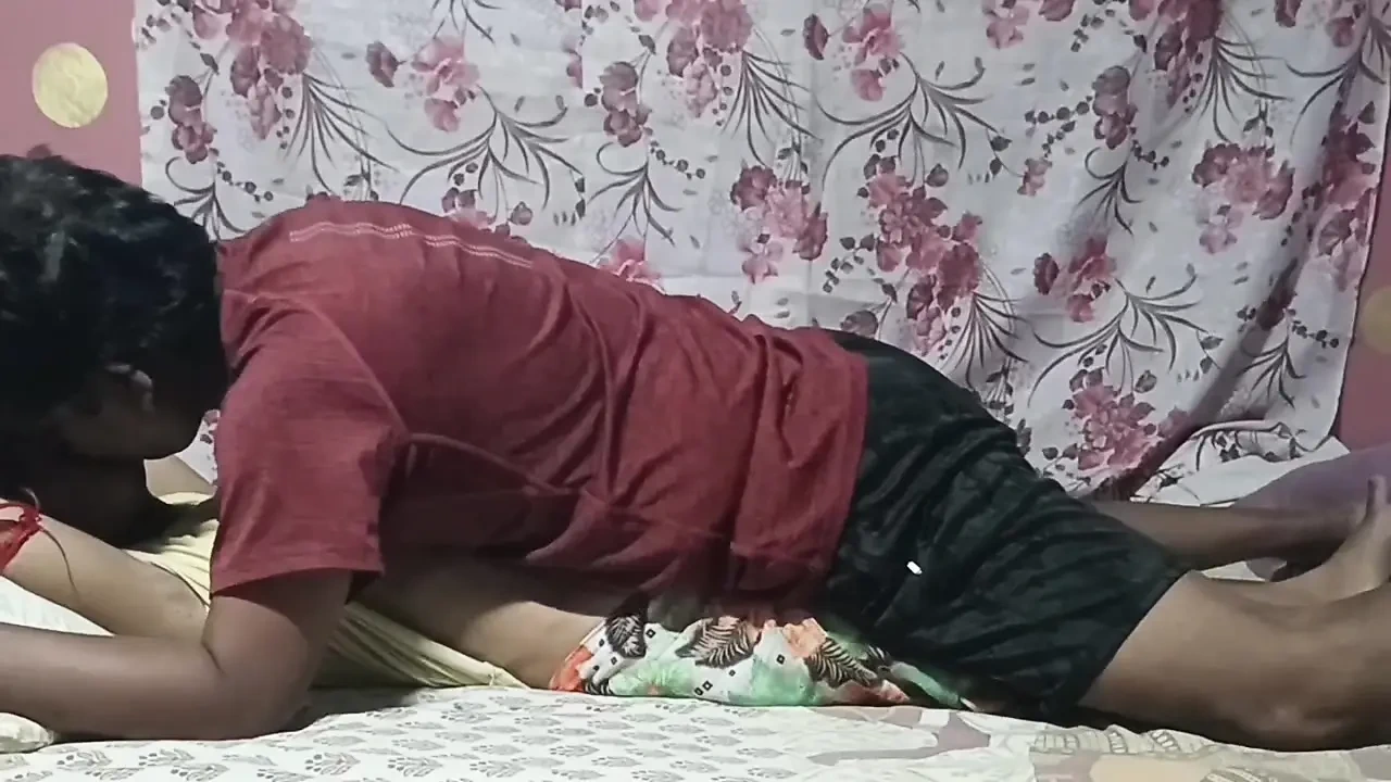 孟加拉妈妈说，有一个条件，不要告诉任何人我们已经这样做了。