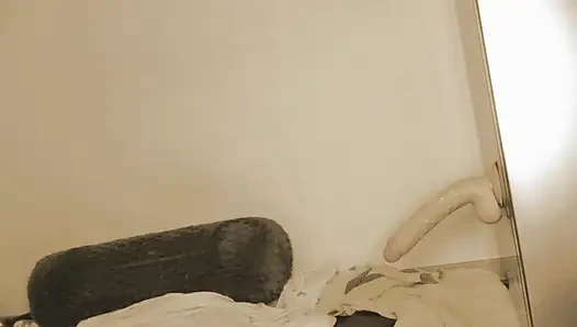 Maskeli tek başına web kamerası mastürbasyonu ve dildo göt sikişi