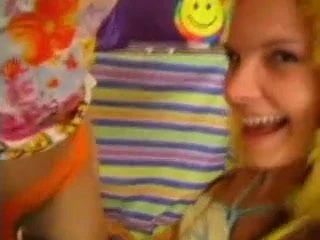 eighteen lust lesbian girls