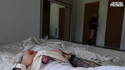 Pagi Bahagia Seks Dalam Sepatu Kets Kotor!