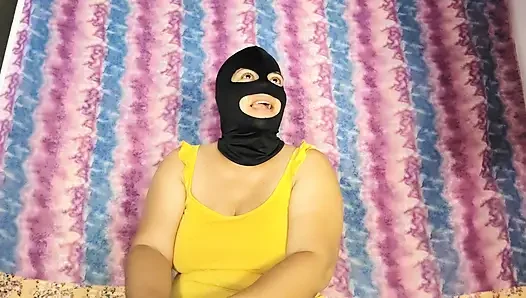 Pretty girlfriend giving deep throat blowjob