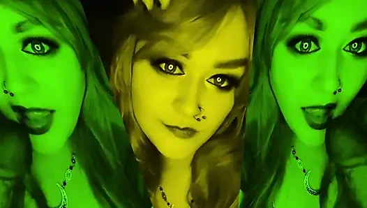 Lana si cewek jalang ini dibintangi sama kontol besar